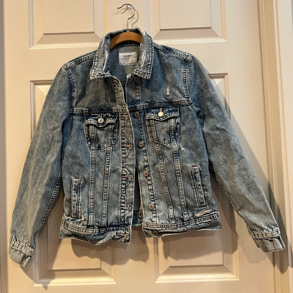OLD NAVY Distress Jeans/Denim Jacket size Small.